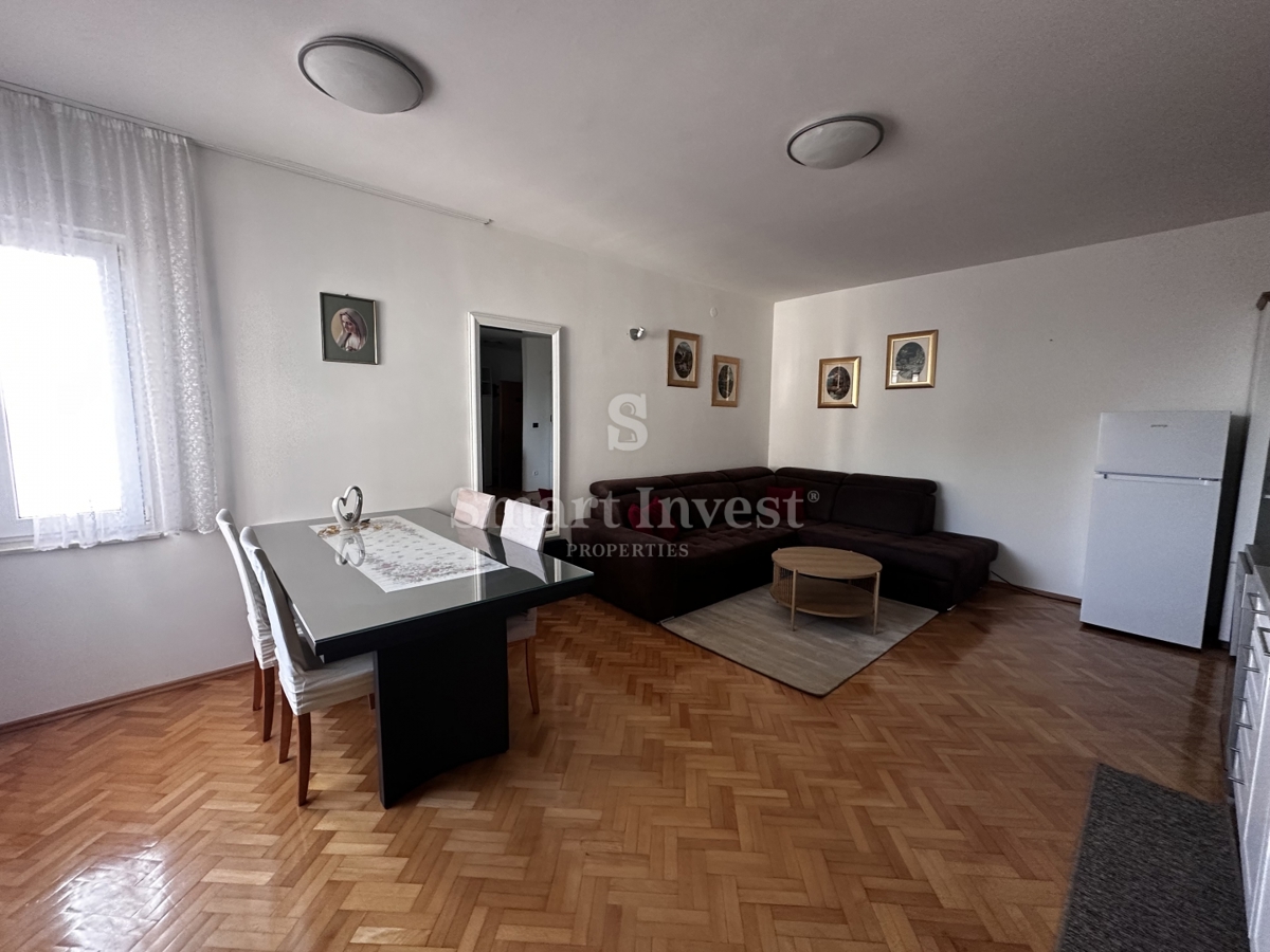 ABBAZIA, appartamento diviso in 2 appartamenti, con vista mare e giardino