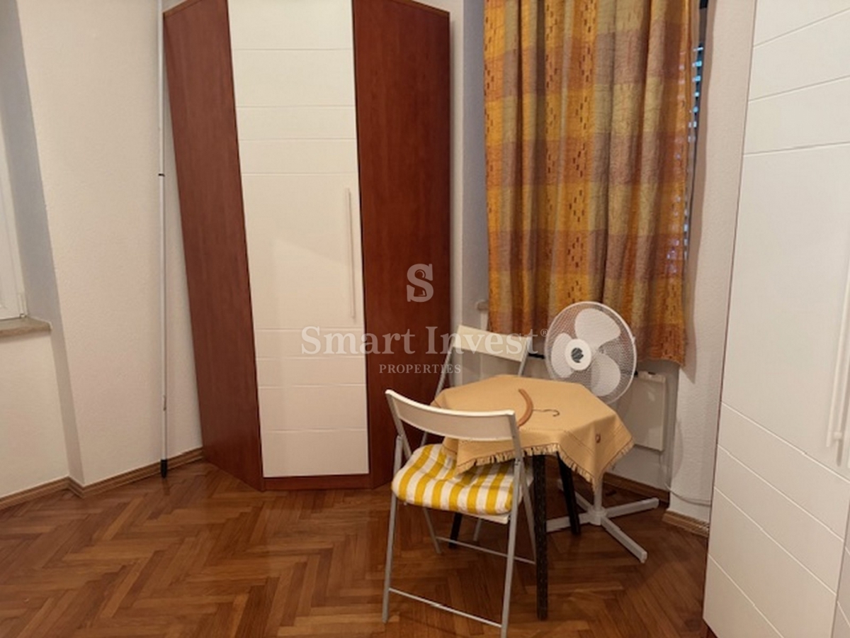 ABBAZIA - CENTRO, spazioso appartamento in villa, a 50 m dal mare