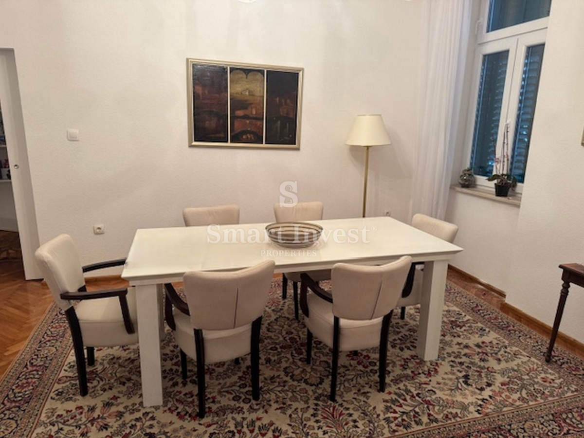 ABBAZIA - CENTRO, spazioso appartamento in villa, a 50 m dal mare