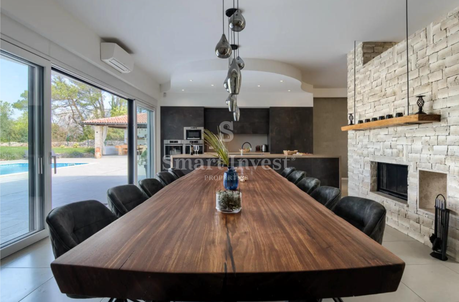 ISTRIA – SVETVINČENAT, villa di lusso su un terreno di 8.686 m²