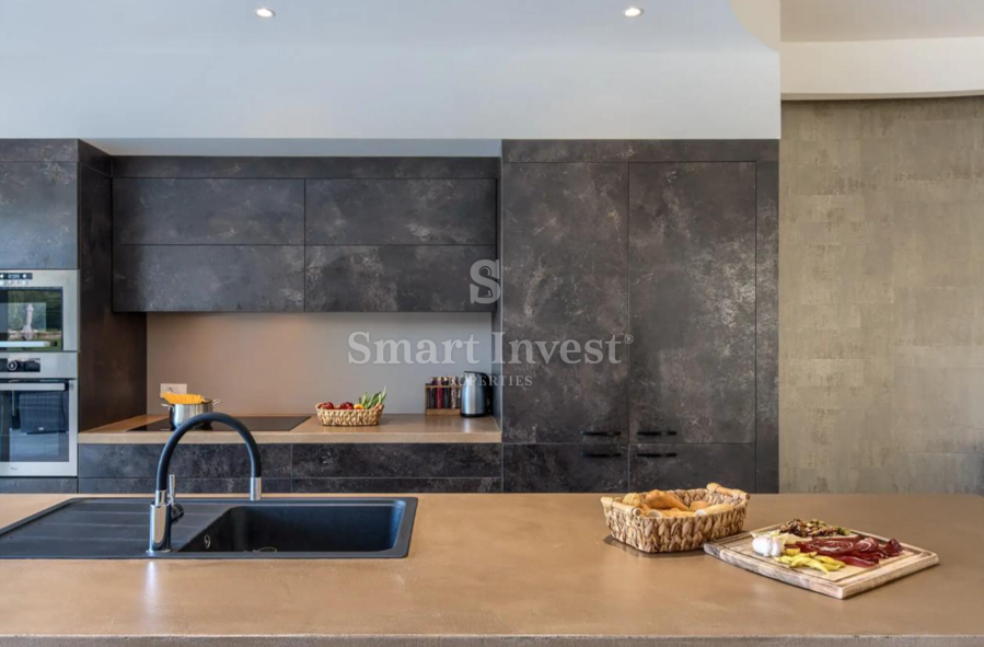 ISTRIA – SVETVINČENAT, villa di lusso su un terreno di 8.686 m²