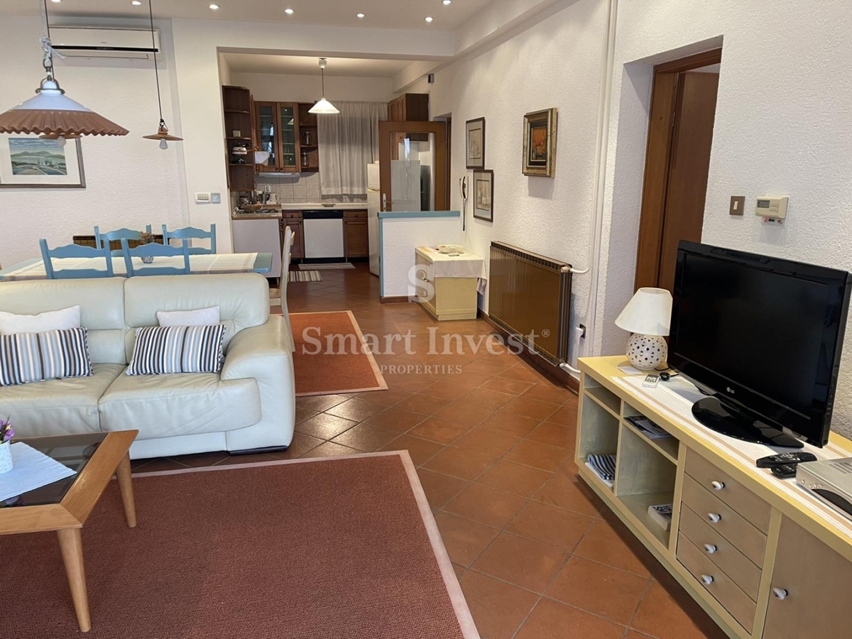 ABBAZIA - PAVLOVAC, casa con 2 appartamenti, garage e vista mare