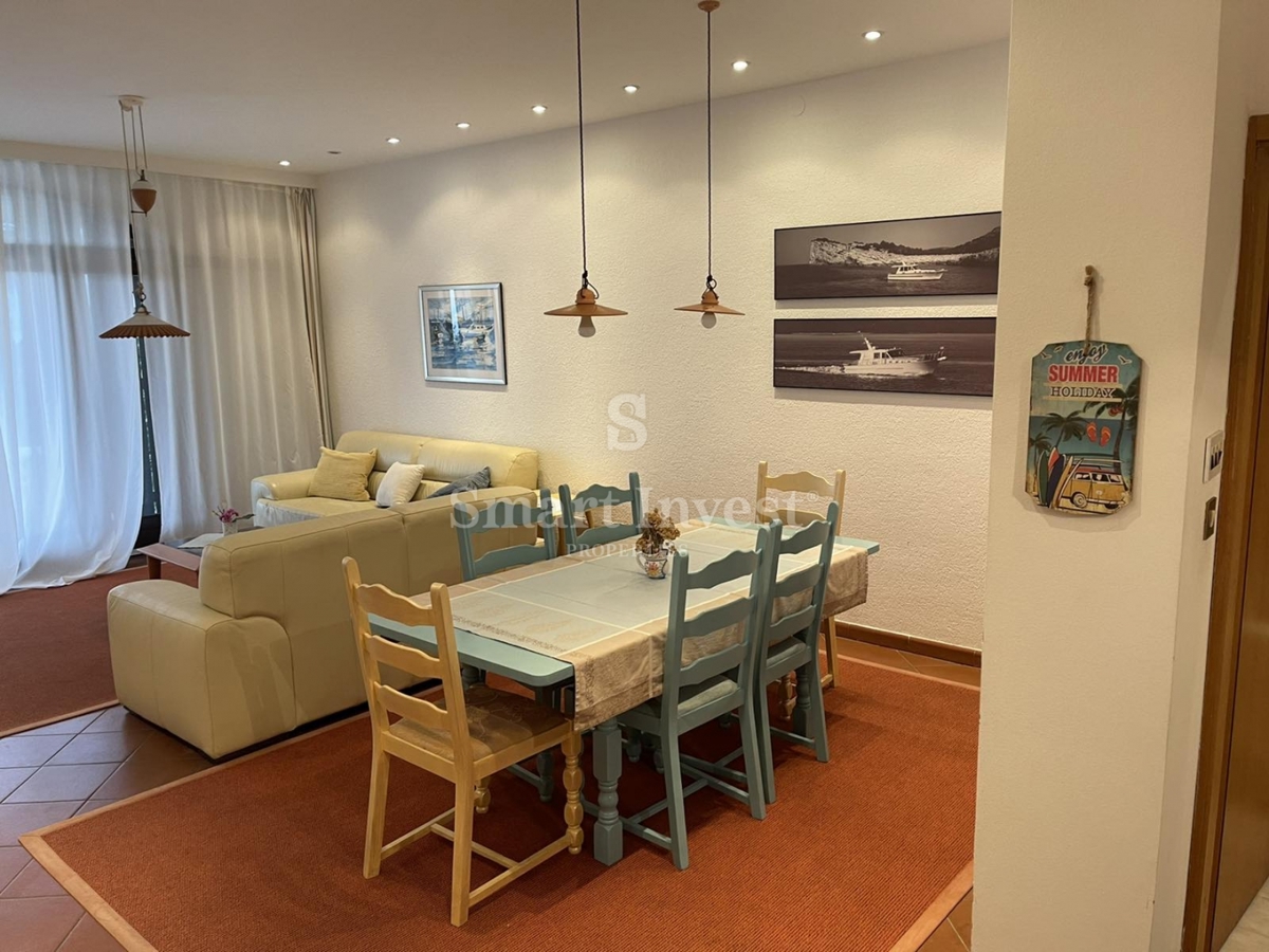 ABBAZIA - PAVLOVAC, casa con 2 appartamenti, garage e vista mare