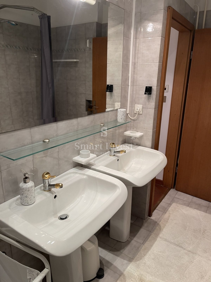 ABBAZIA - PAVLOVAC, casa con 2 appartamenti, garage e vista mare