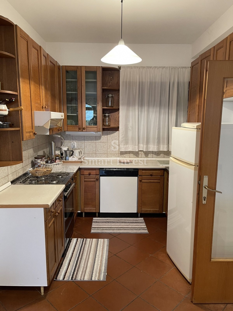 ABBAZIA - PAVLOVAC, casa con 2 appartamenti, garage e vista mare