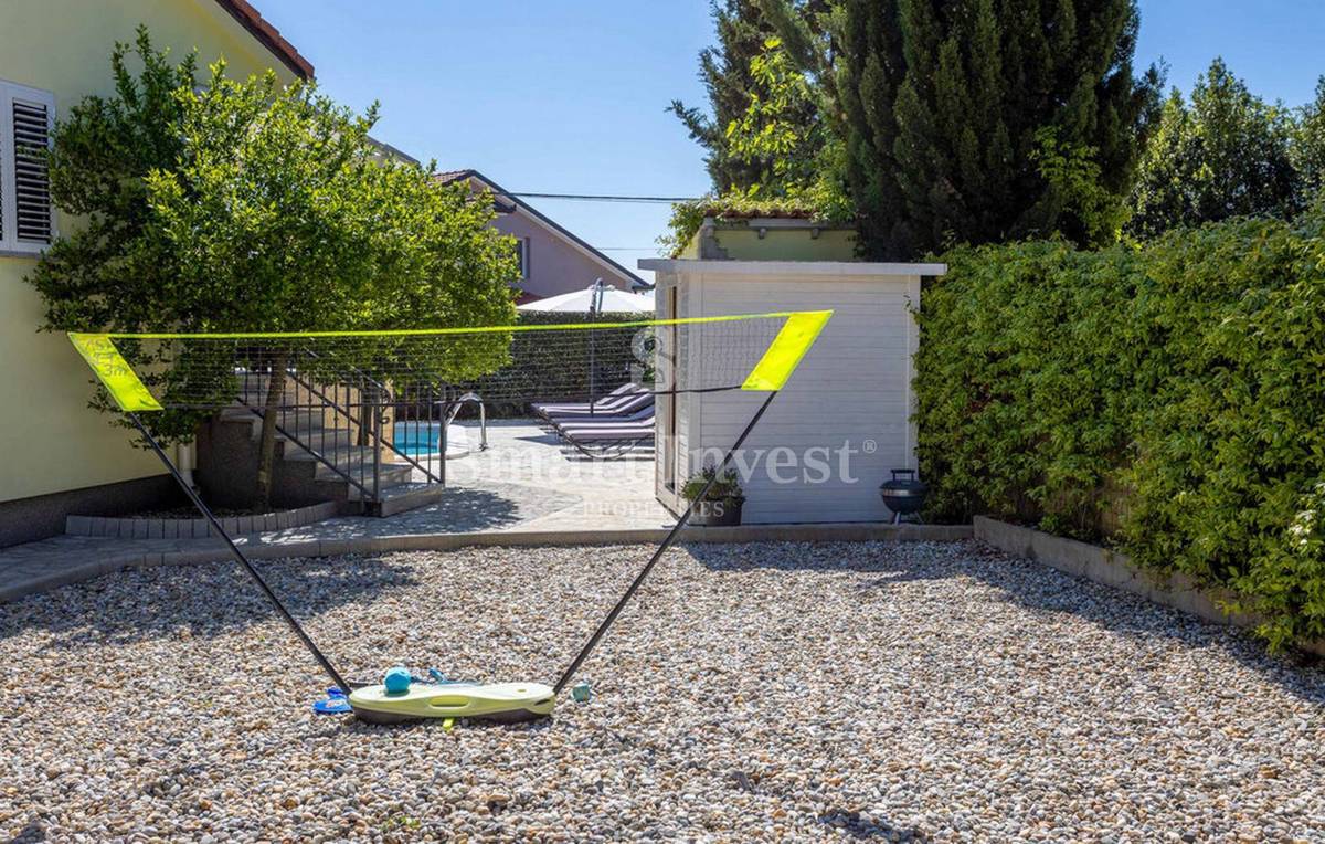 OPATIJA - POBRI, Bella casa con piscina e vista mare, in vendita