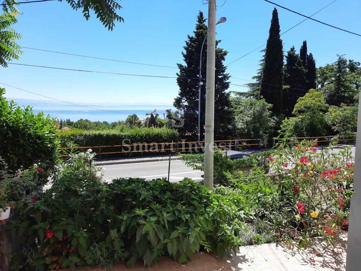 OPATIJA, Apartment of 127.20 m2 with sea view and parking, for sale