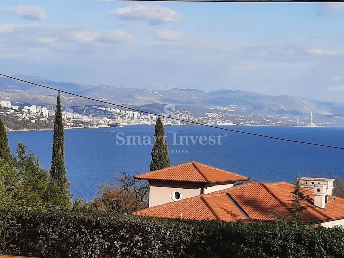 OPATIJA, Apartment of 127.20 m2 with sea view and parking, for sale