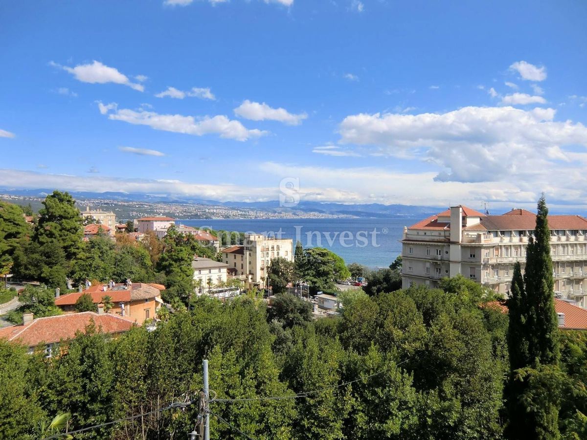 ABBAZIA - CENTRO, Villa esclusiva con vista mare, 100 m dal mare!