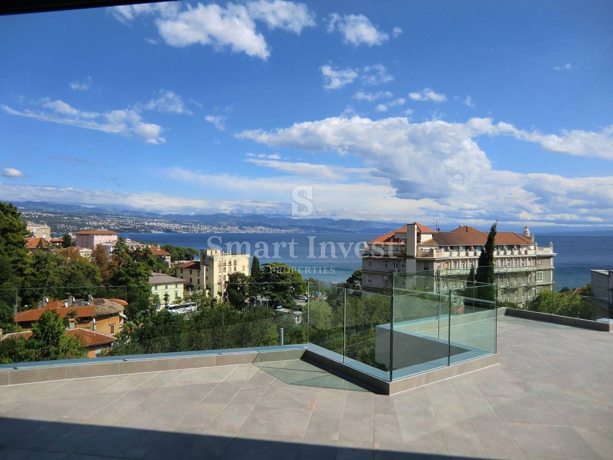 ABBAZIA - CENTRO, Villa esclusiva con vista mare, 100 m dal mare!