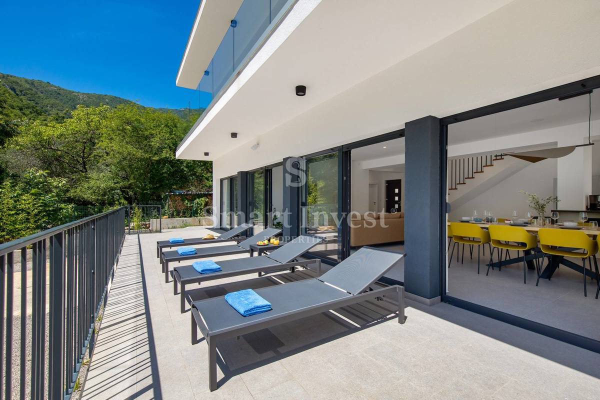 RIVIERA OF OPATIJA, Modern villa near the sea for sale, ONLY IN OUR OFFER