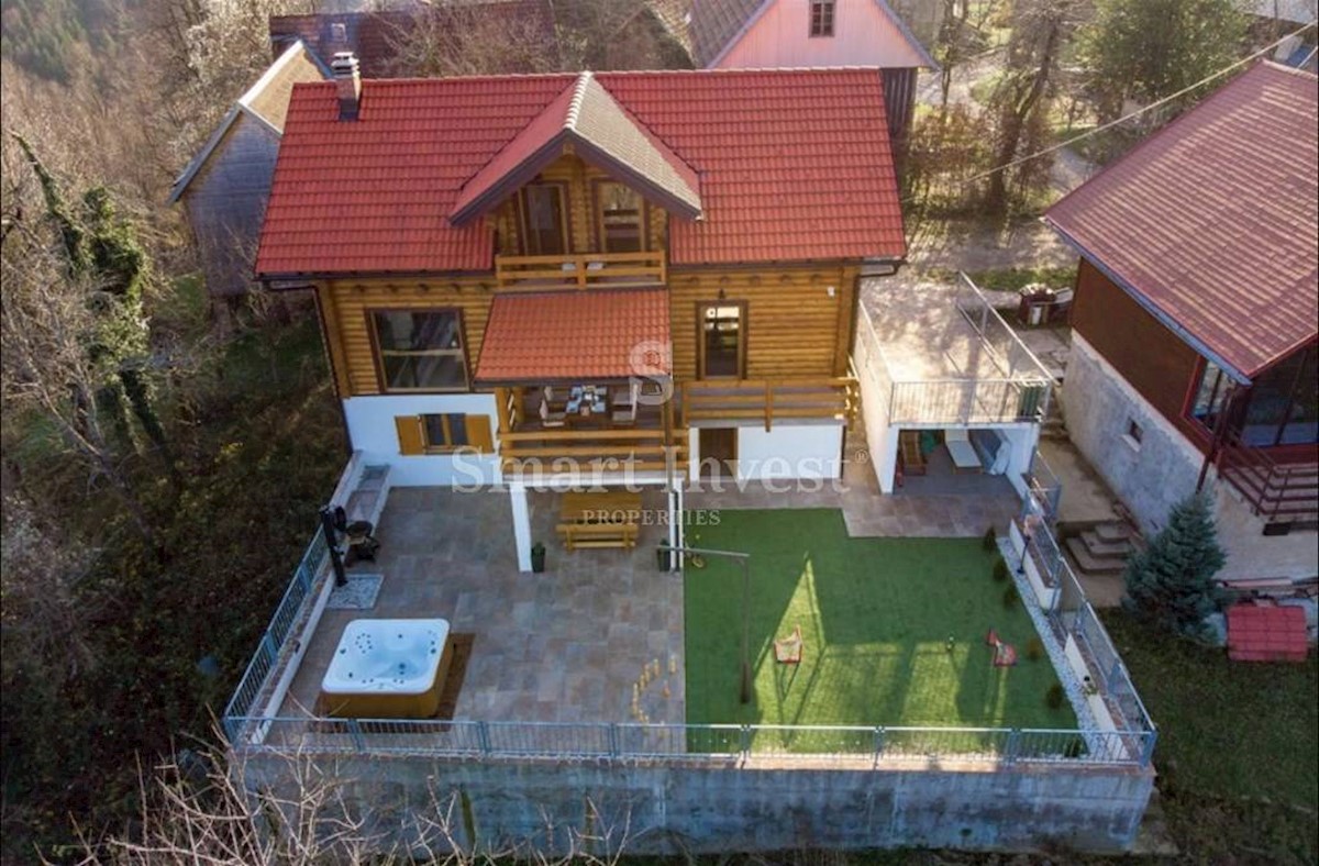 GORSKI KOTAR - DELNICE, A fairy-tale holiday house with a view of the mountains 