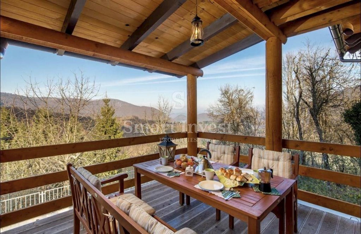 GORSKI KOTAR - DELNICE, A fairy-tale holiday house with a view of the mountains 