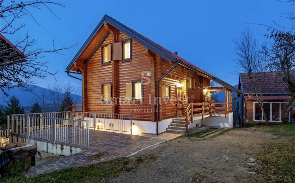 GORSKI KOTAR - DELNICE, A fairy-tale holiday house with a view of the mountains 