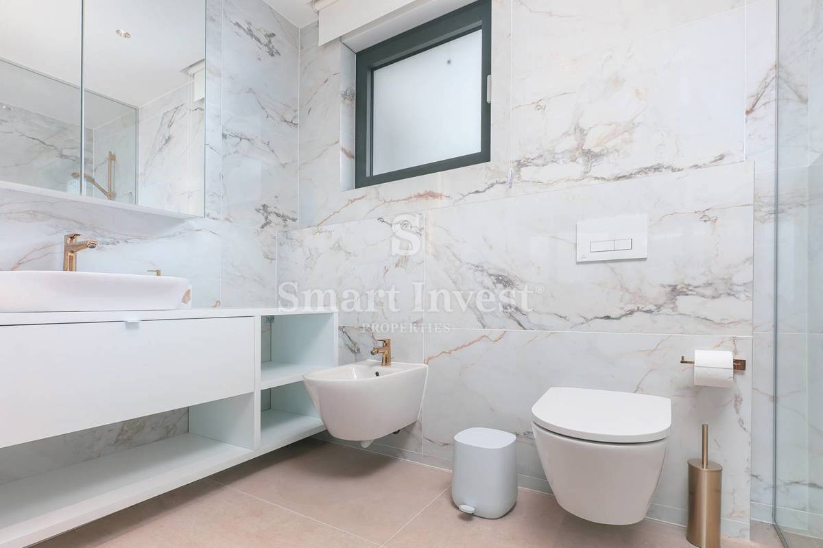 ISOLA DI PAG, lussuosa villa bifamiliare con piscina e vista mare, a 100 m dal mare!