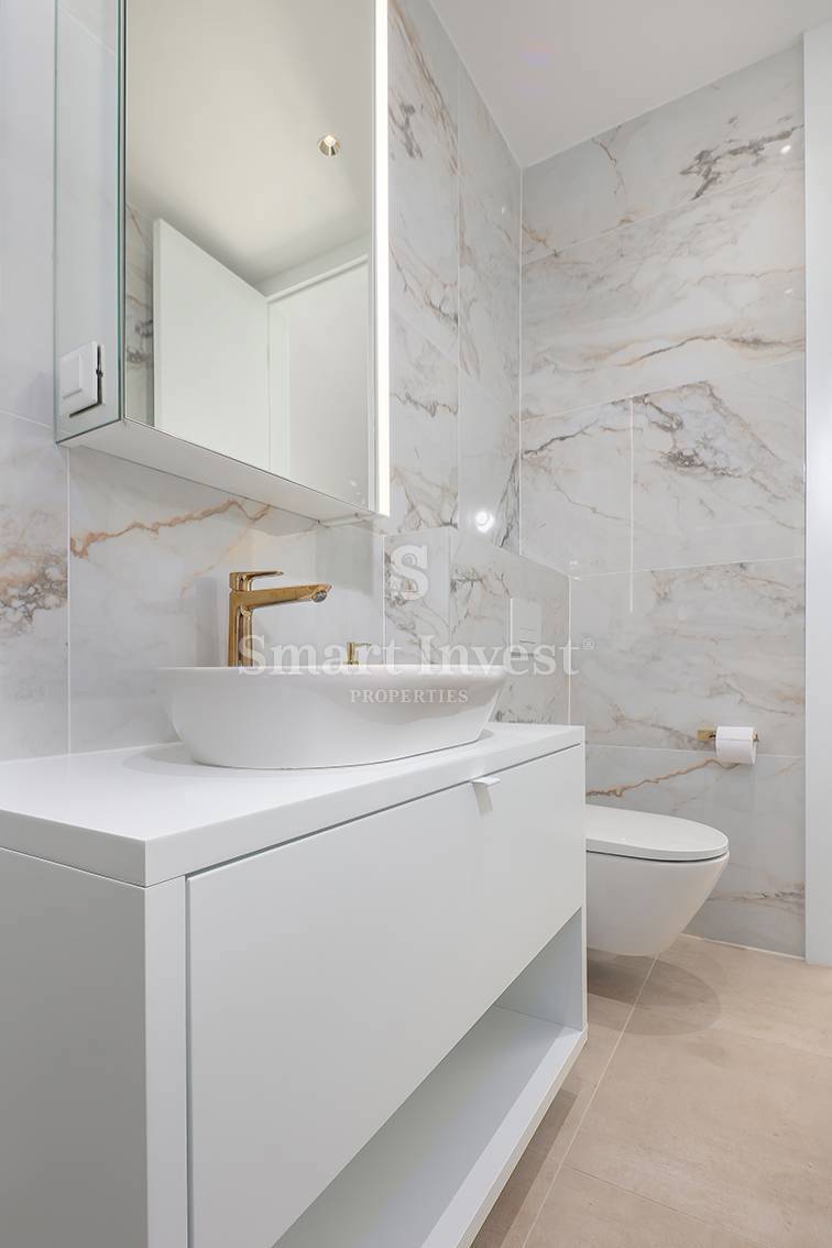 ISOLA DI PAG, lussuosa villa bifamiliare con piscina e vista mare, a 100 m dal mare!