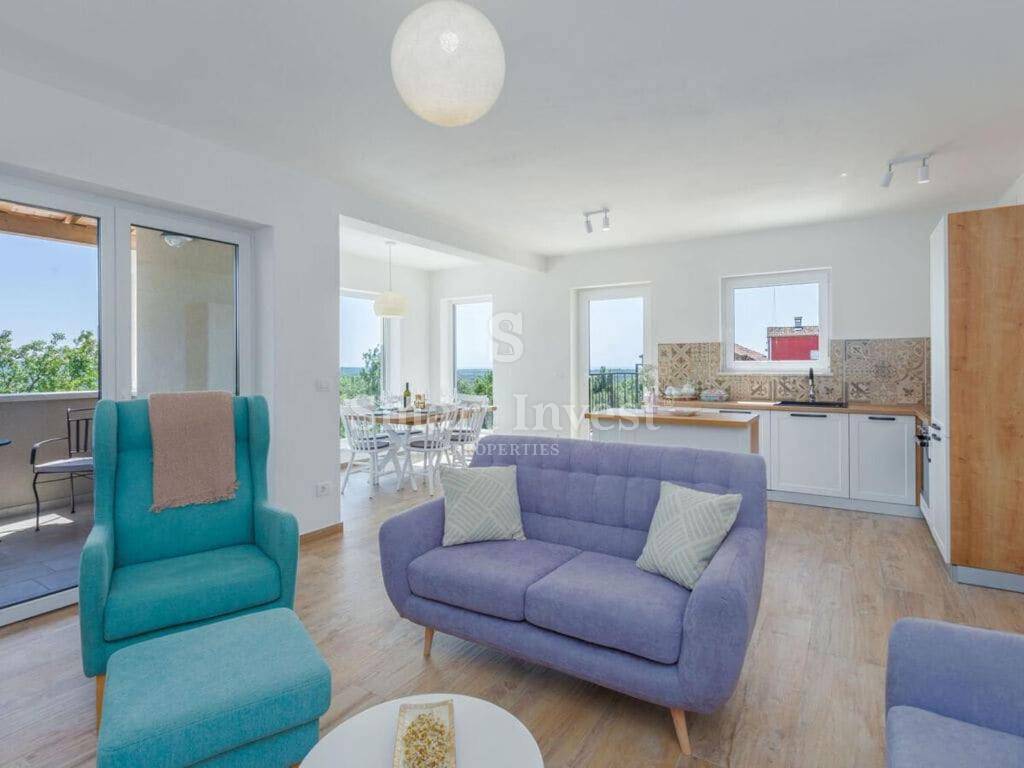 ISTRIA - BUIE, villa in pietra con piscina e vista mare