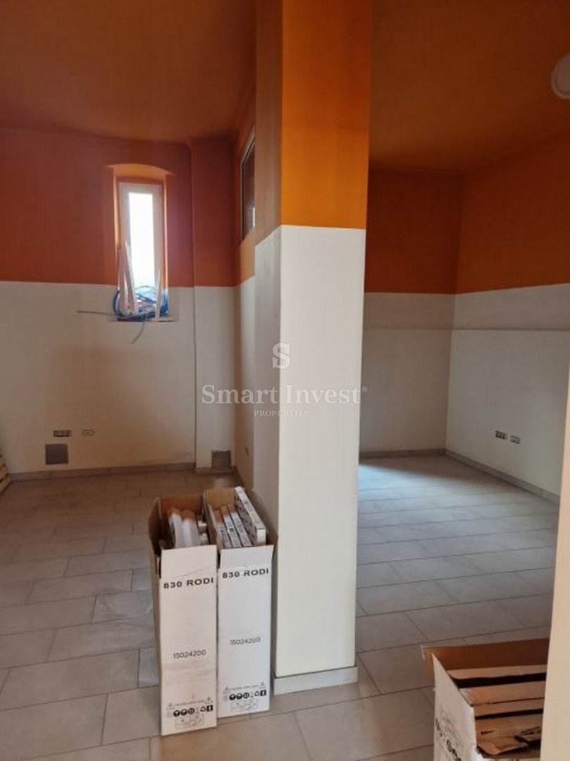 Commerciale Centar, Rijeka, 105m2