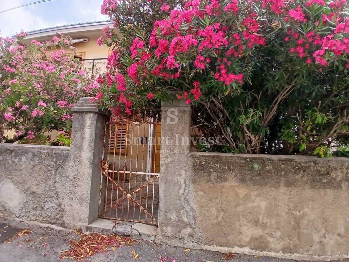 FIUME - KOZALA, appartamento con balcone e vista mare