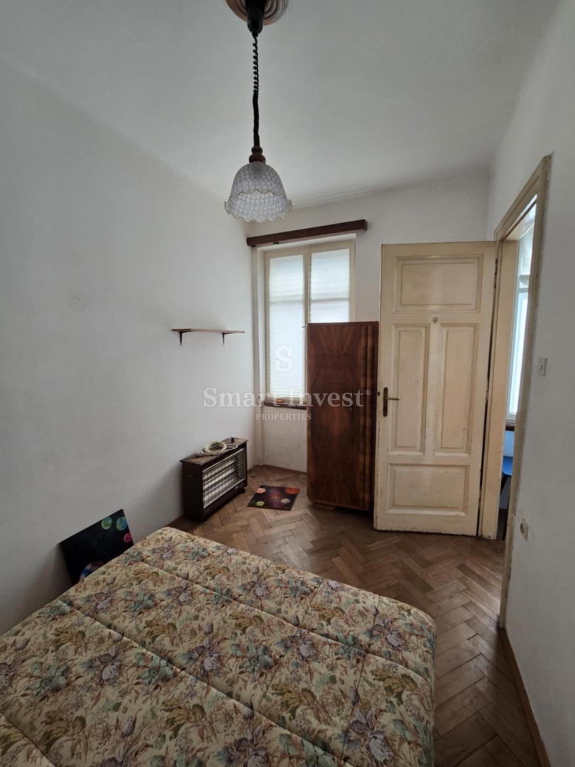 RIJEKA - CENTRO, appartamento da ristrutturare vicino al centro 