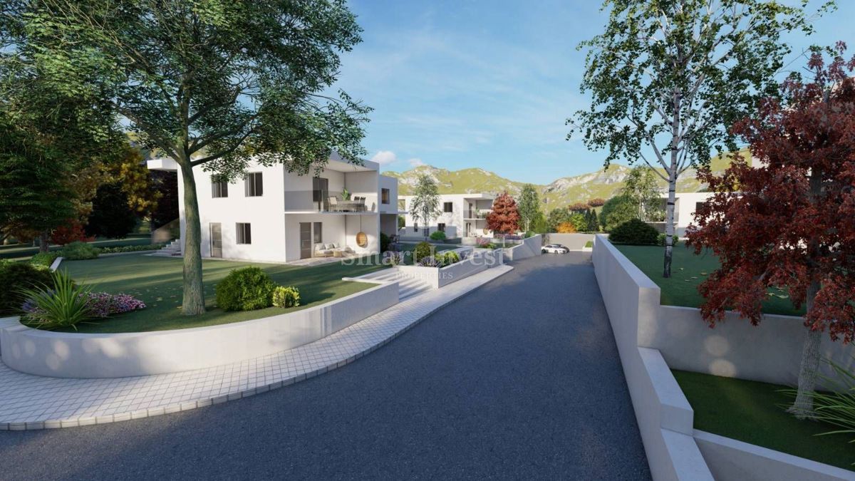 KASTAV, nuovo appartamento bilocale con garage e giardino