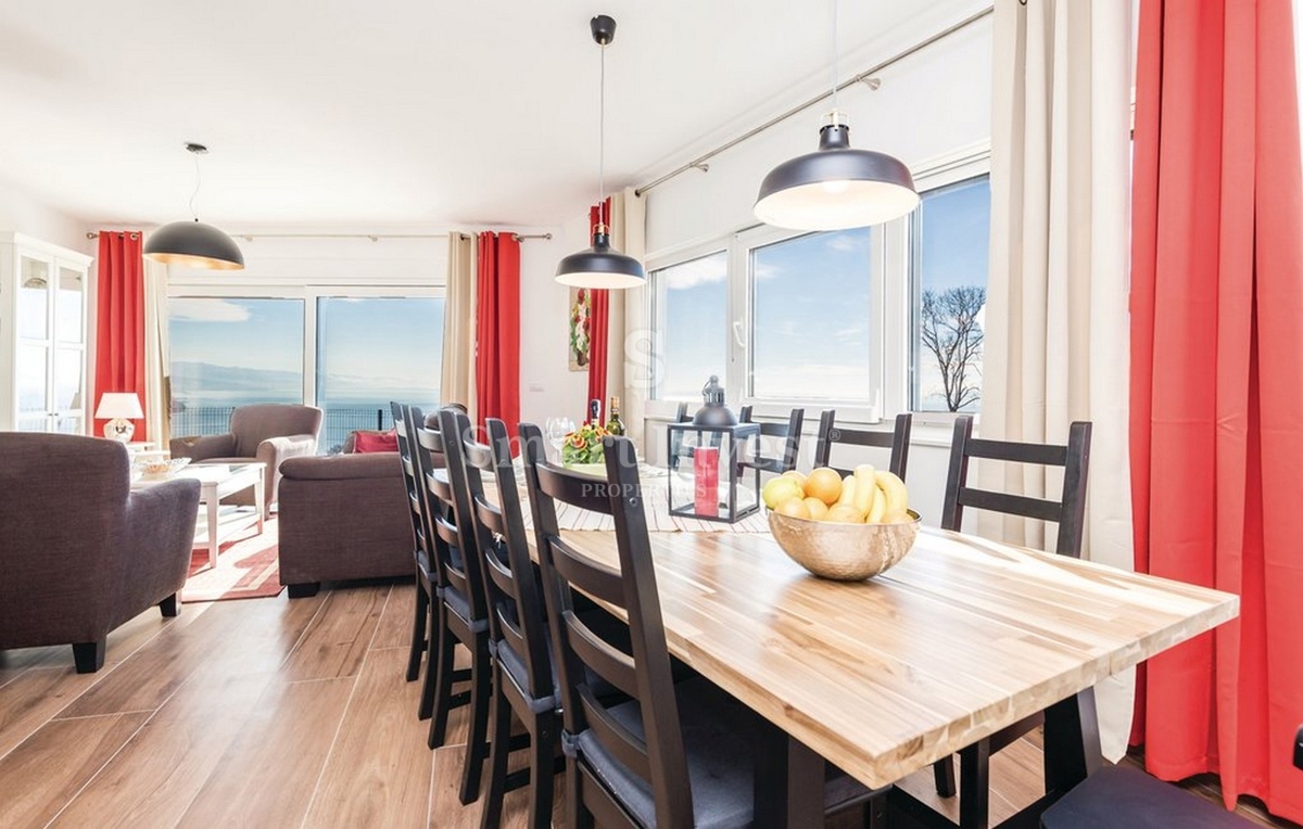 ABBAZIA - POBRI, appartamento con vista mare e parcheggio