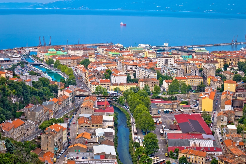 FIUME - CENTRO, appartamento unico in una posizione privilegiata *ESCLUSIVA SOLO CON NOI*