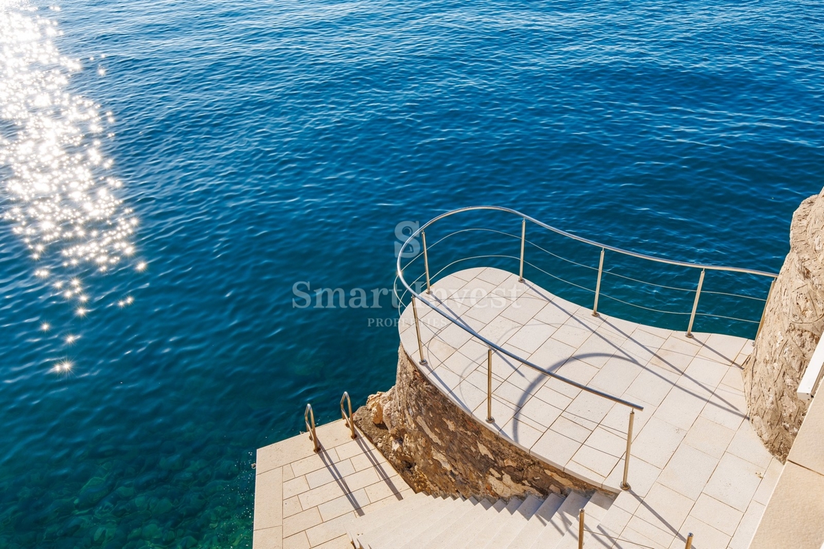 Casa Pećine, Rijeka, 300m2