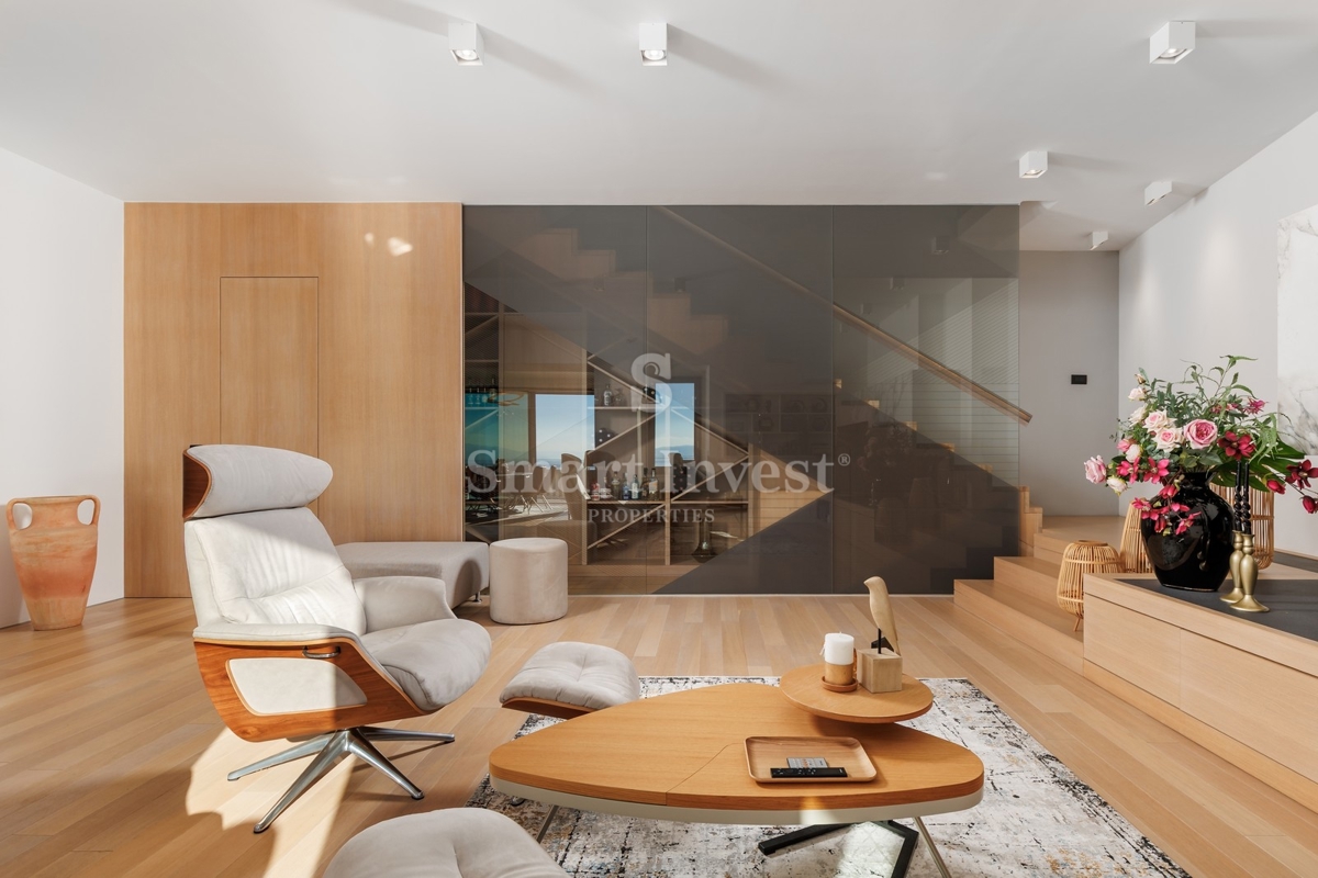 Casa Pećine, Rijeka, 300m2