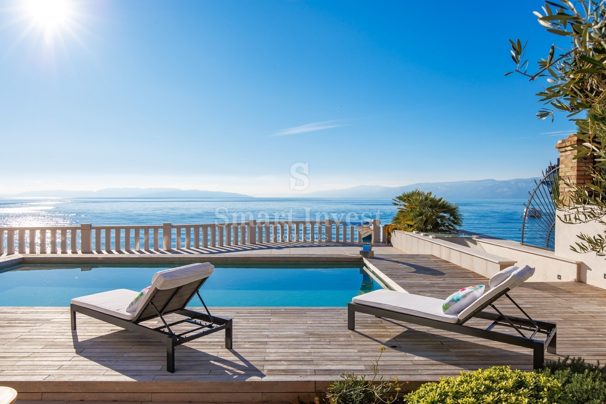 Casa Pećine, Rijeka, 300m2