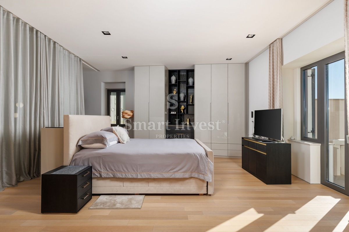 Casa Pećine, Rijeka, 300m2