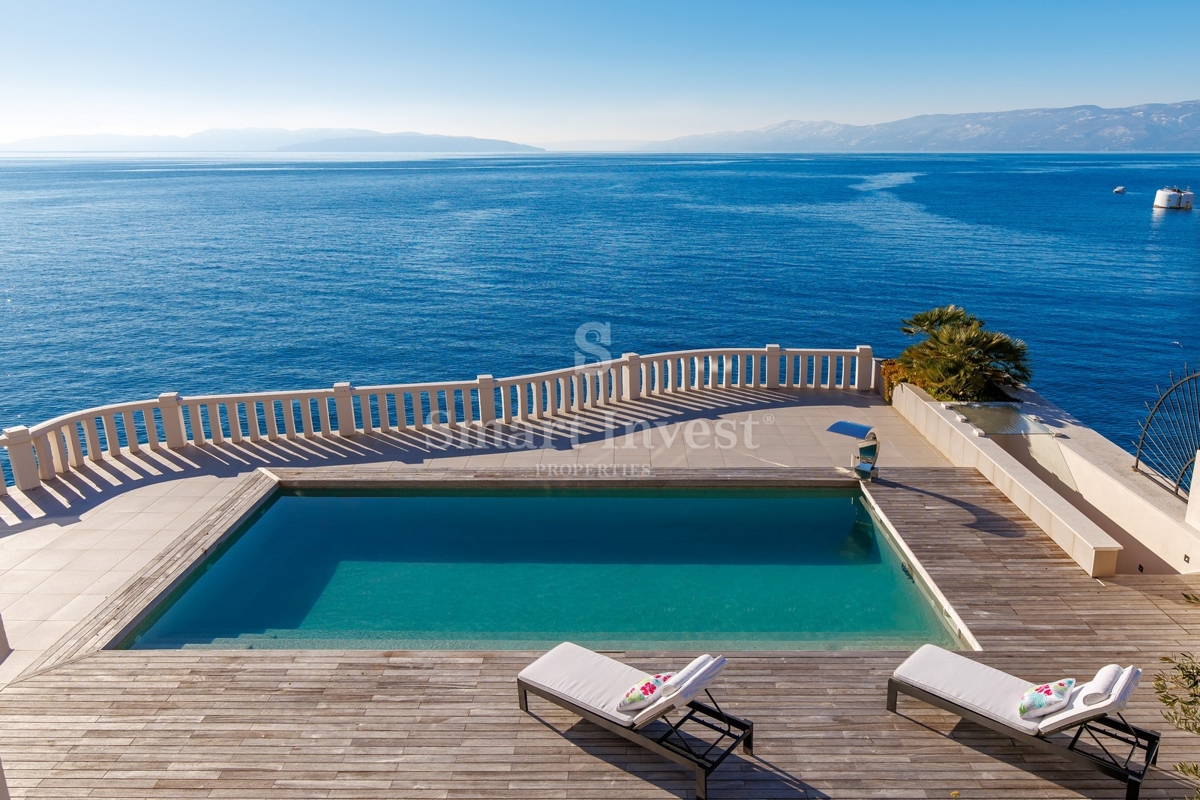 Casa Pećine, Rijeka, 300m2