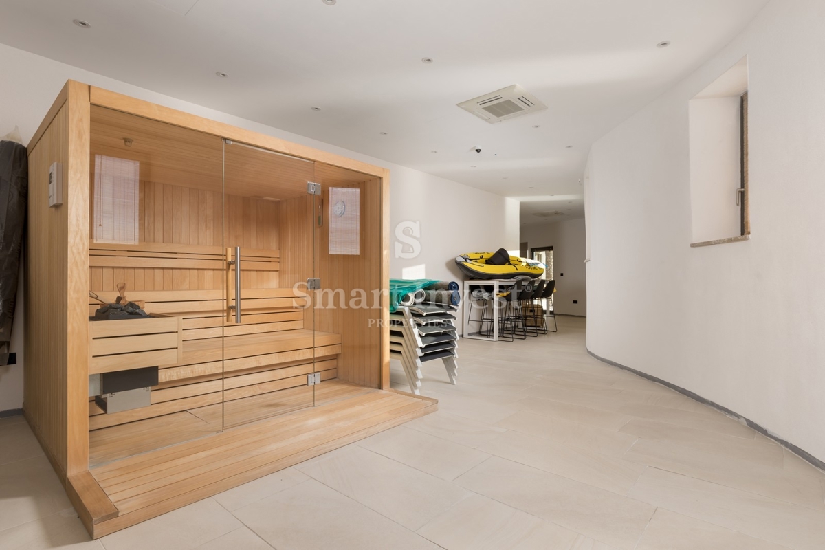 Casa Pećine, Rijeka, 300m2