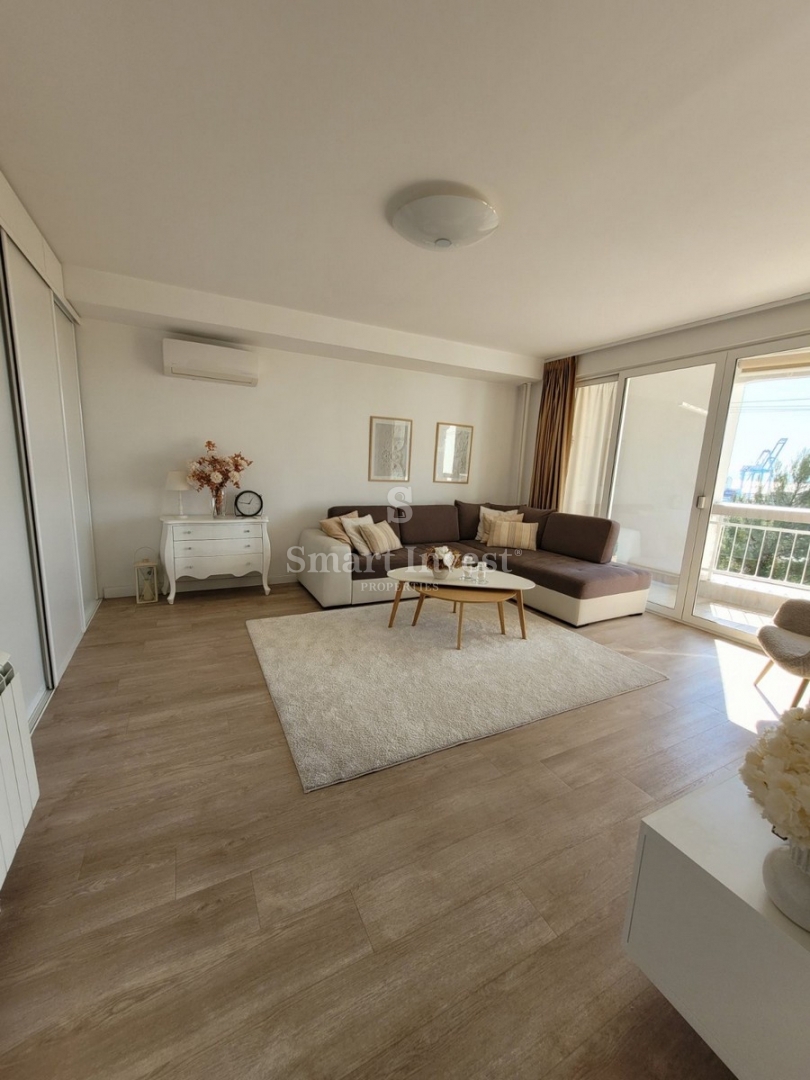 FIUME - PODMURVICE, moderno appartamento con vista mare, ESCLUSIVAMENTE NELLA NOSTRA AGENZIA