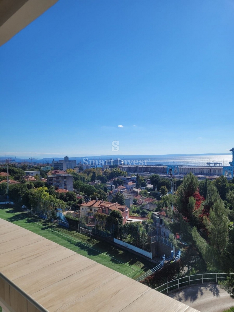 FIUME - PODMURVICE, moderno appartamento con vista mare, ESCLUSIVAMENTE NELLA NOSTRA AGENZIA