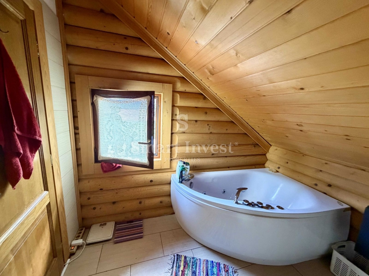 DELNICE, affascinante casa in legno immersa nella natura