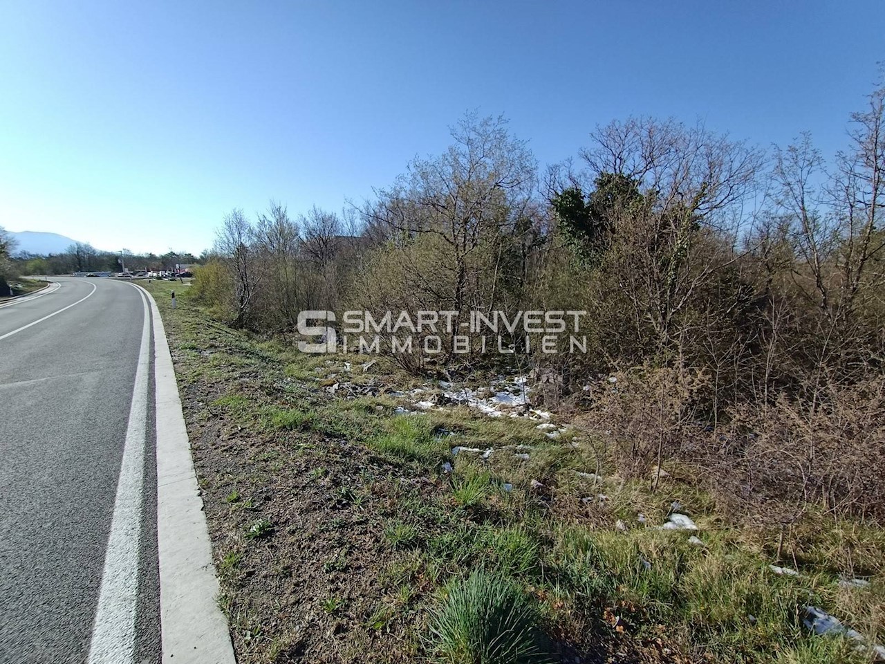 ISTRIA - LUPOGLAV, BUILDING LAND OF 15.009 M2, INDUSTRIAL AREA