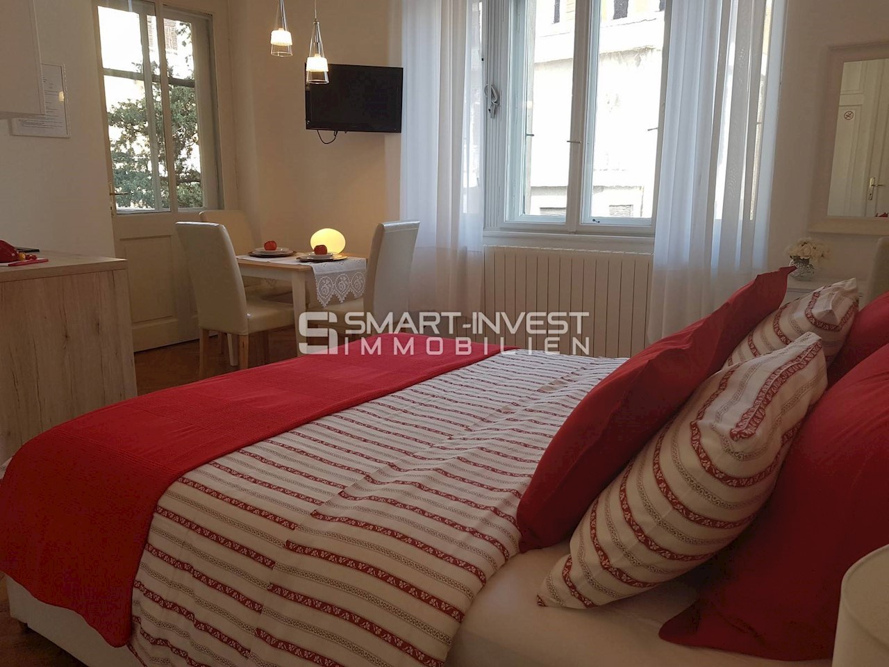 OPATIJA - CENTER, Apartment of 109.46 m2 with parking, 100 m to the sea!!