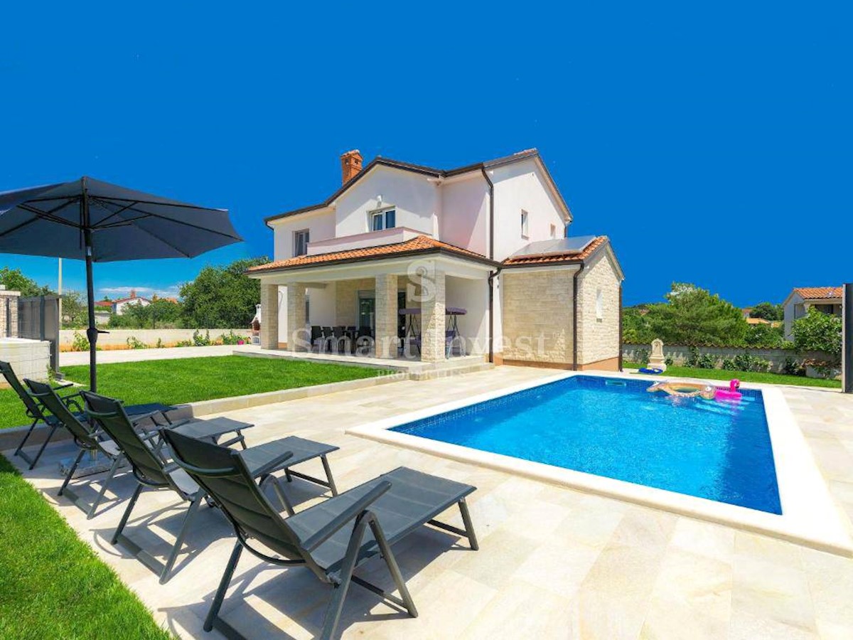 ISTRIA - POREČ, NEW HOUSE WITH POOL, 5 km to the sea