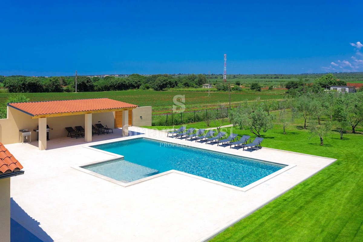 ISTRIA - FAŽANA, Villa with fitness and wellness on a land of 5000 sqm