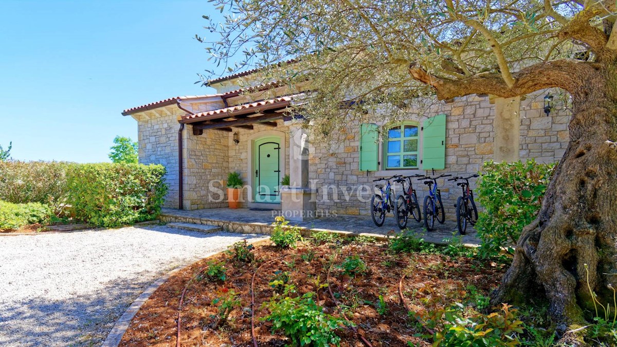 ISTRIA - POREČ, LUXURY STONE VILLA WITH HEATED POOL, SAUNA, TAVERN 