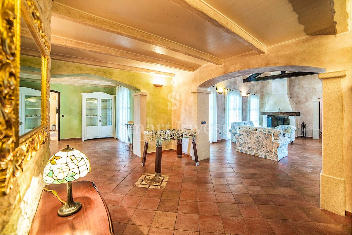 ISTRIA - POREČ, LUXURY STONE VILLA WITH HEATED POOL, SAUNA, TAVERN 