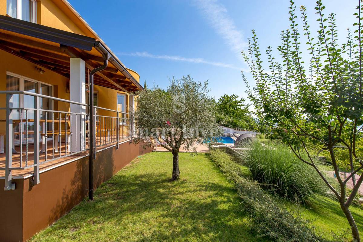 OPATIJA - VEPRINAC, Beautiful house with sea view, pool and tennis court