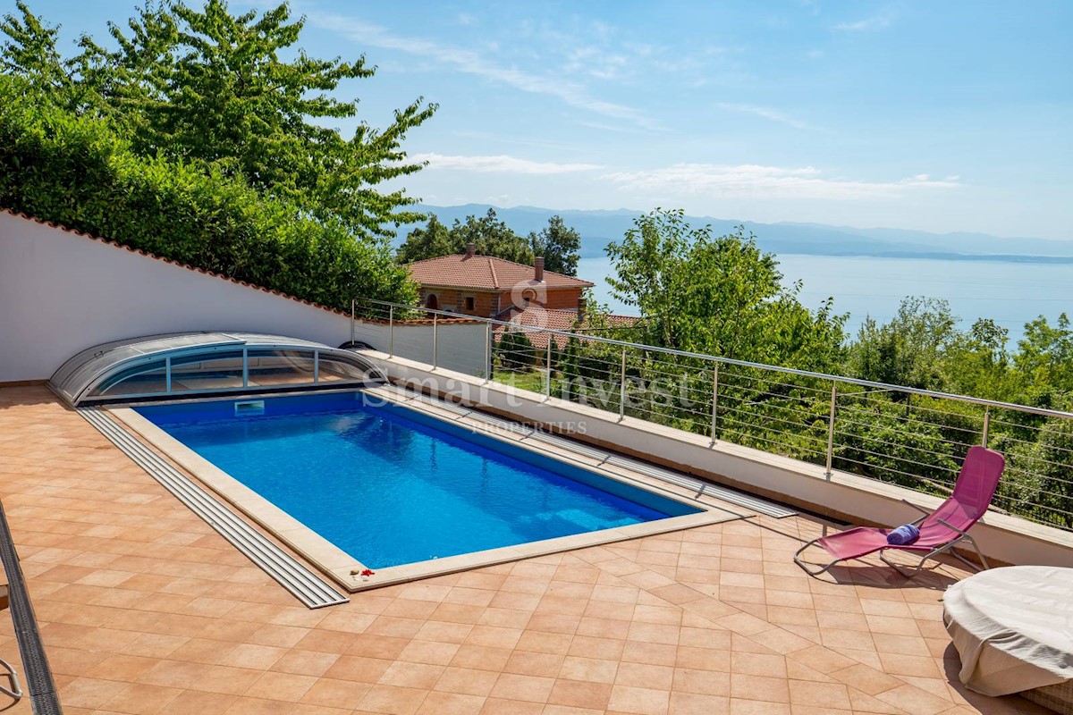 OPATIJA - VEPRINAC, Beautiful house with sea view, pool and tennis court