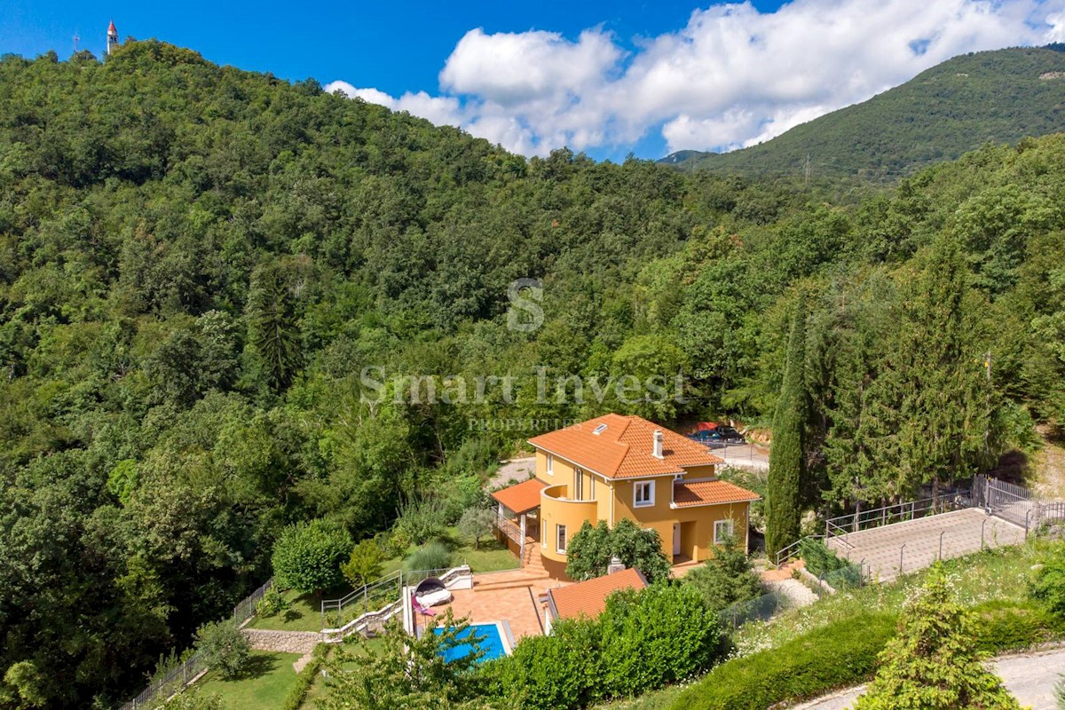 OPATIJA - VEPRINAC, Beautiful house with sea view, pool and tennis court