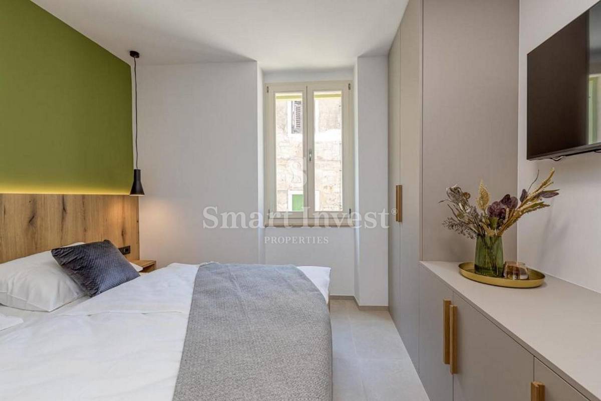 ISTRIA - ORSERA, Bella casa con appartamenti vicino al mare, in vendita