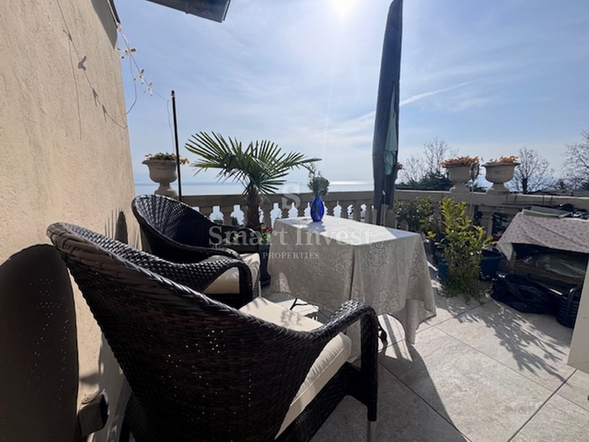 ABBAZIA, appartamento in una bellissima villa con splendida vista sul mare