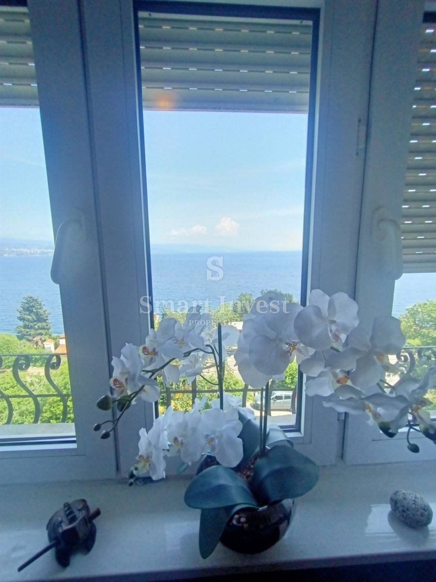 ABBAZIA, appartamento in una bellissima villa con splendida vista sul mare