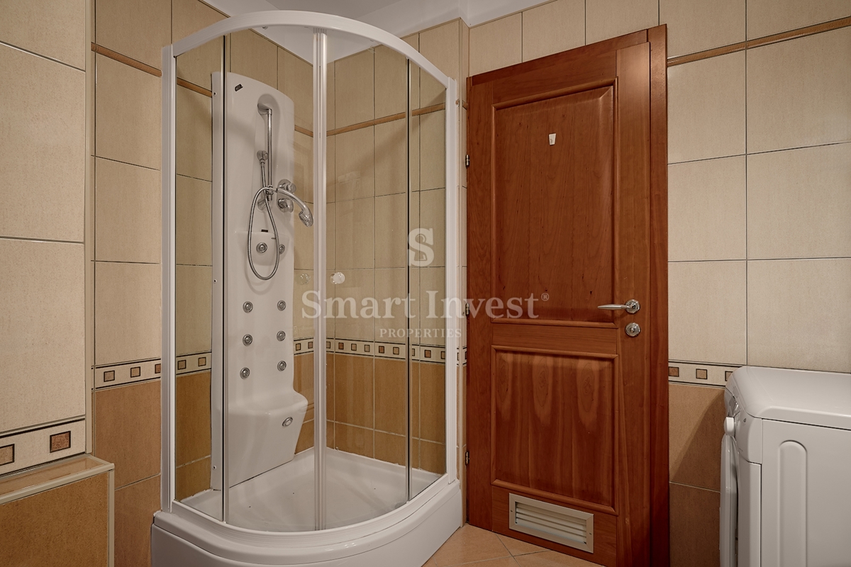 ABBAZIA, appartamento trilocale con vista mare e garage