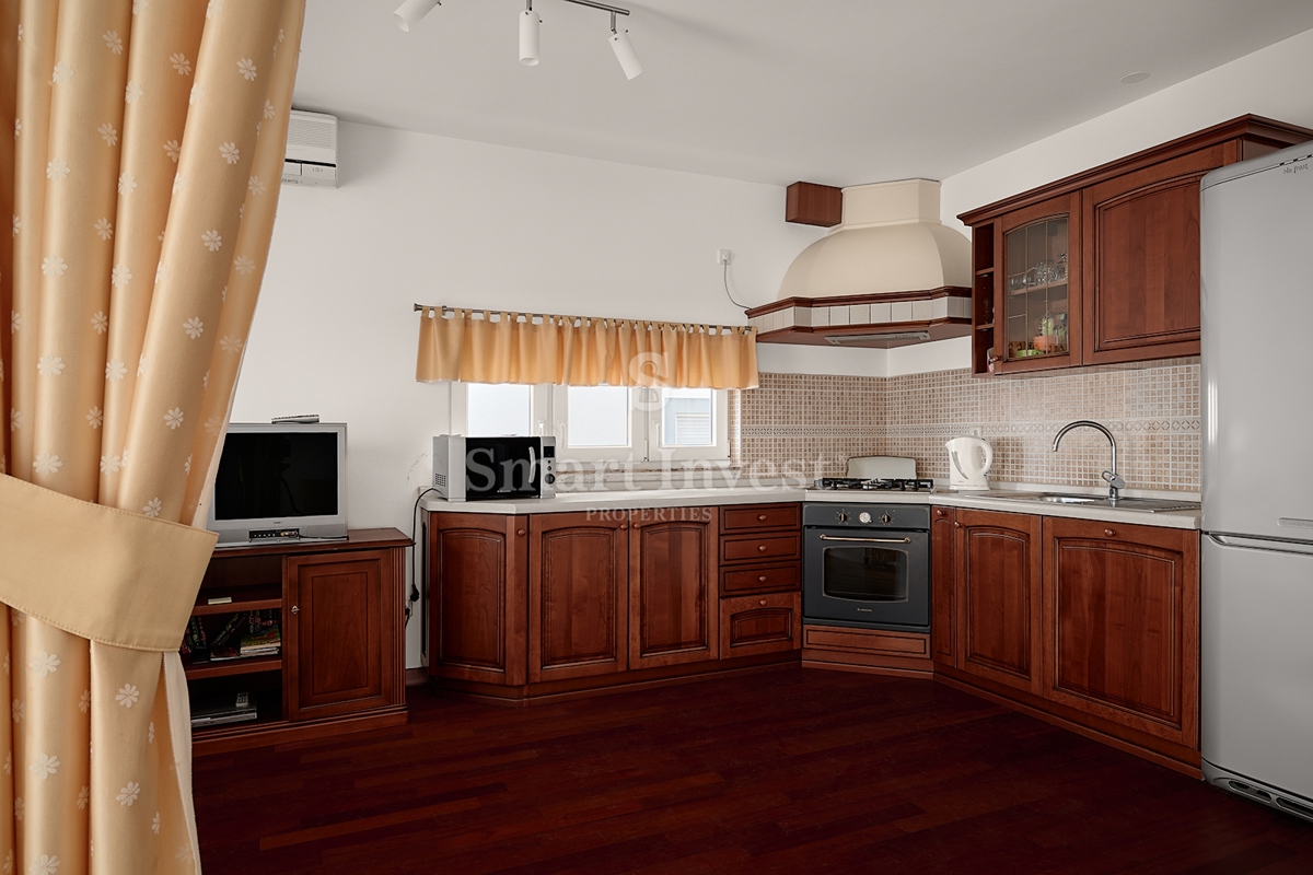 ABBAZIA, appartamento trilocale con vista mare e garage